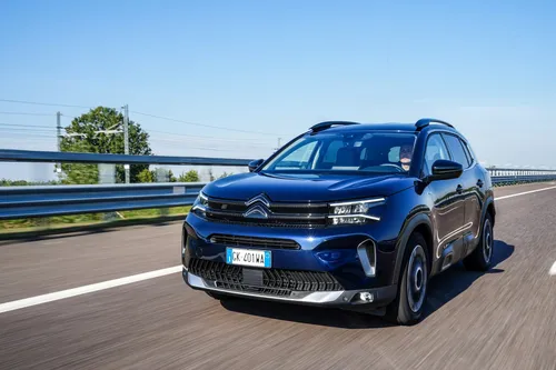 citroen c5 aircross hybrid 01