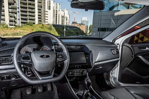 DR3_plancia-cruscotto_interni-pelle_SMALL-1