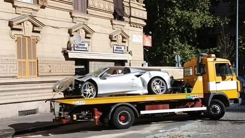 Ferrari Genova incidente
