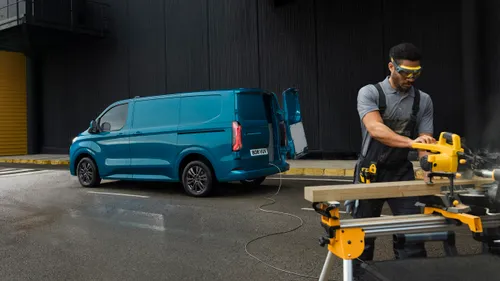 ford e transit custom carico