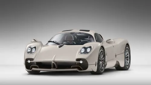front pagani utopia