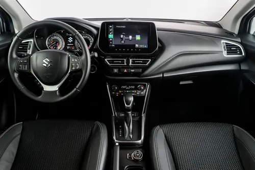 interni suzuki s cross hybrid 2022