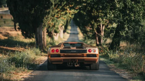 lamborghini diablo vt 60 oro posteriore