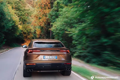 lamborghini urus 2022 04