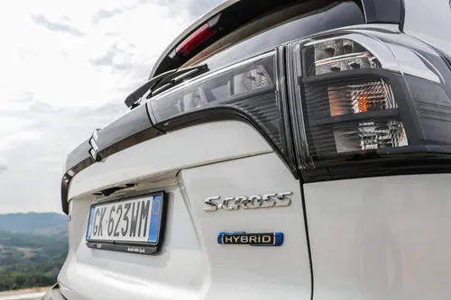 suzuki s cross hybrid 2022 100