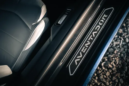 Miura Lamoborghini Aventador