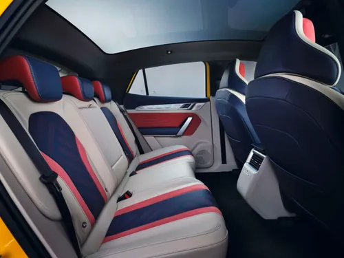 aiways u6 interior 01 scaled