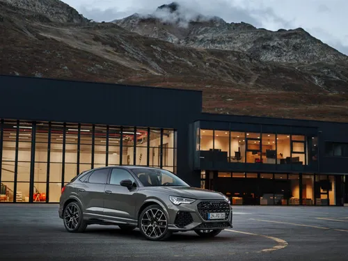 media-Audi RS Q3 Sportback edition 10 years --- VGI U.O. Responsabile VA-5 Data di Creazione 10.10.2022 Classe 9.1_005