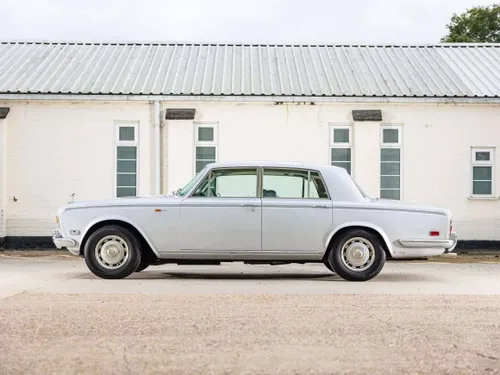 Rolls Royce asta mercury lato