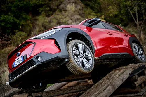 2022 lr5kk subaru solterra selez blu hlight 39