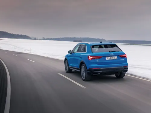 audi q3 blu neve