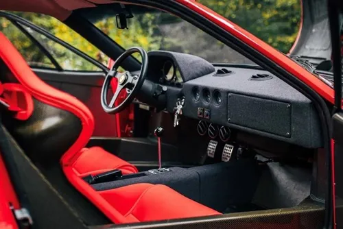 Ferrari F40 Moreno interni