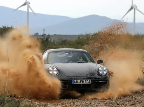 Porsche 911 Dakar terra