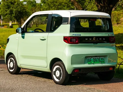 wuling hongguang mini ev posteriore