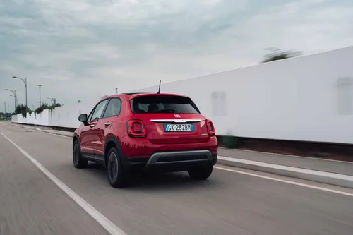 guida auto ibride 07