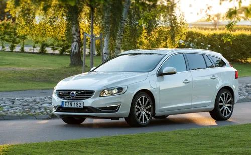 auto ibride diesel volvo v60 d6 plug in