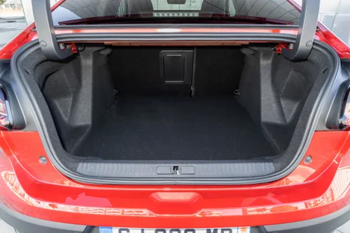 Citroen C4 X bagagliaio1