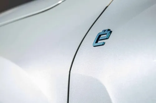 Citroen C4 X logo elettrica