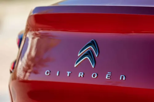 Citroen C4 X logo posteriore