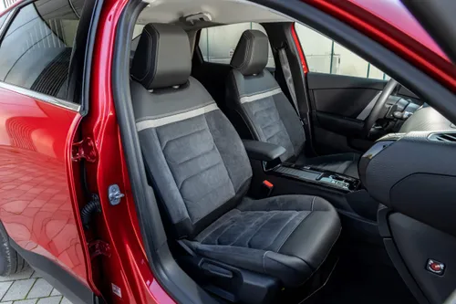 Citroen C4 X sedili1