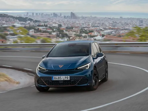 cupra born aurora blue 018h