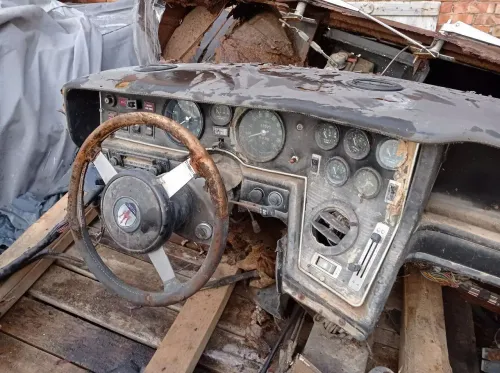 interni Maserati Merak