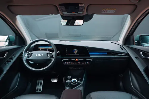 kia niro hev 2023 auto full hybrid interni
