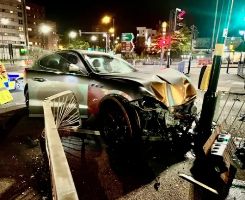 Maserati Levante lato