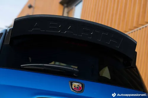 Abarth 695 Tributo 131 Rally_alettone