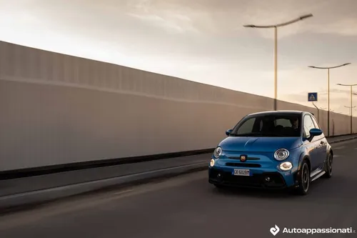 Abarth 695 Tributo 131 Rally_dinamica frontale