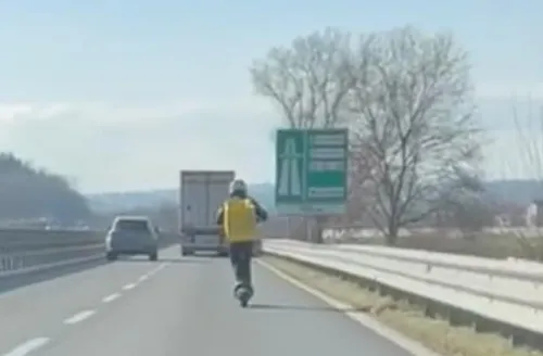 monopattino a 100 orari