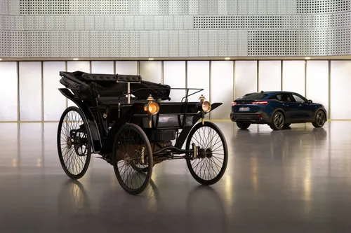 peugeot in italia da 130 anni alla guida del futuro della mobilita 4