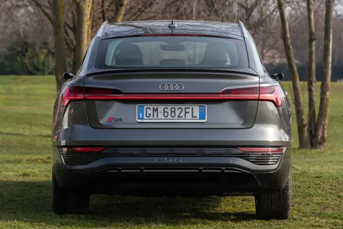 Audi Q8 e-tron