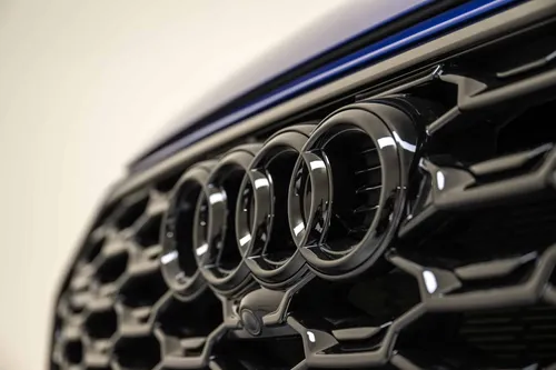 audi identity black
