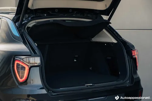 Lynk &amp;amp; Co 01_01