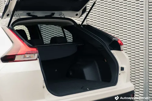 mitsubishi eclipse cross phev 05