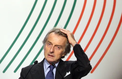 02desk2 montezemolo