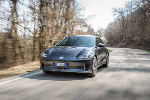 prova hyundai ioniq 6