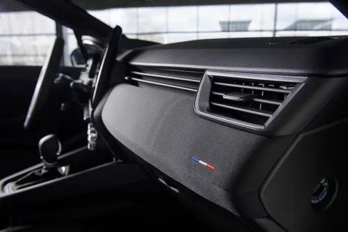 Renault Clio 2023 tessuto riciclato