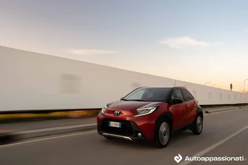 toyota aygo x 12