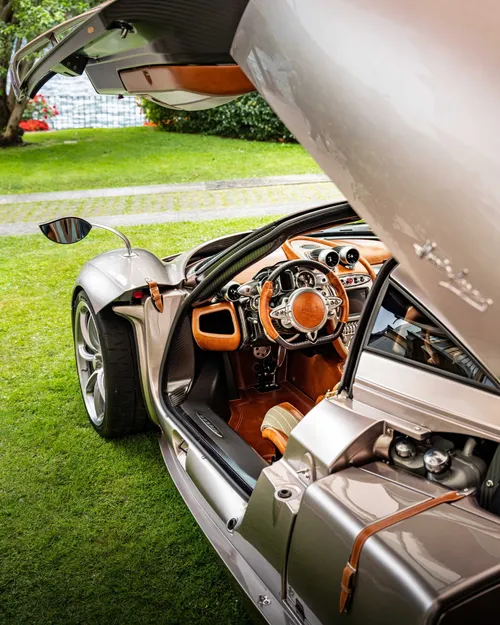 interni pagani huayra codalunga