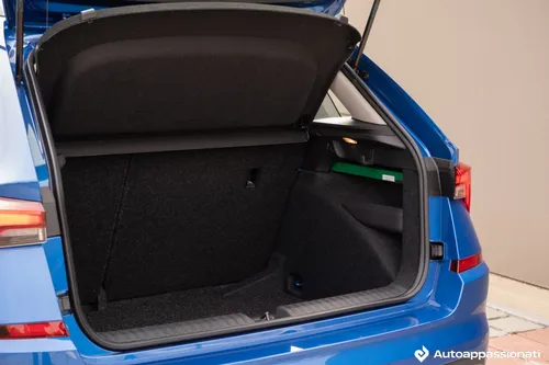 Skoda Kamiq Black Dots