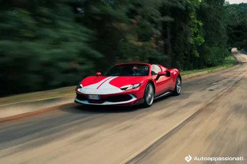 dinamica ferrari 296 gts assetto fiorano