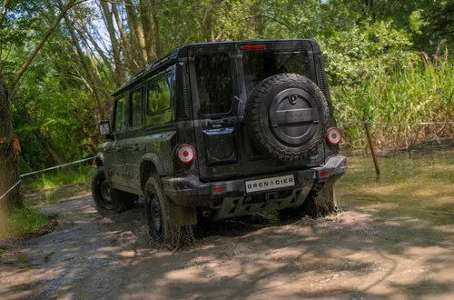 ineos grenadier posteriore