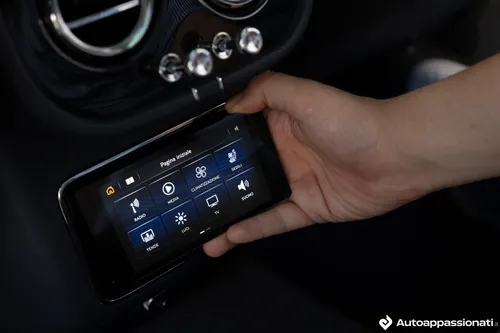 schermo posteriore Bentley Bentayga