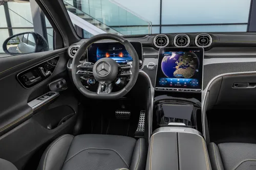 Mercedes-AMG GLC 63 S E PERFORMANCE interni