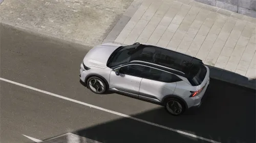 Renault_Scenic_E-Tech_electric