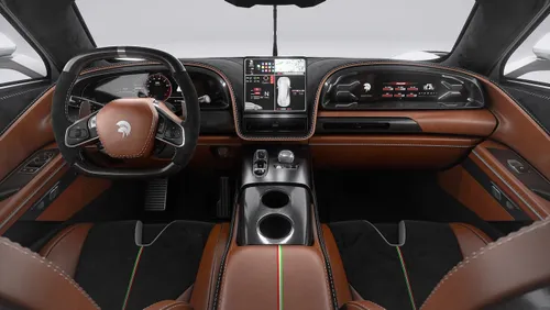 interni ares gullwing