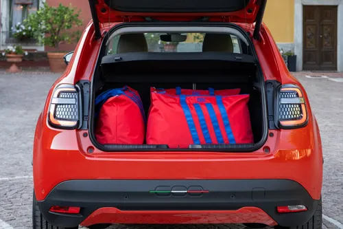 bagagliaio fiat 600 elettrica