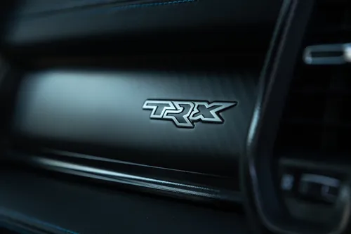 RAM_1500_TRX_Lunar_Edition_-logo carbonio